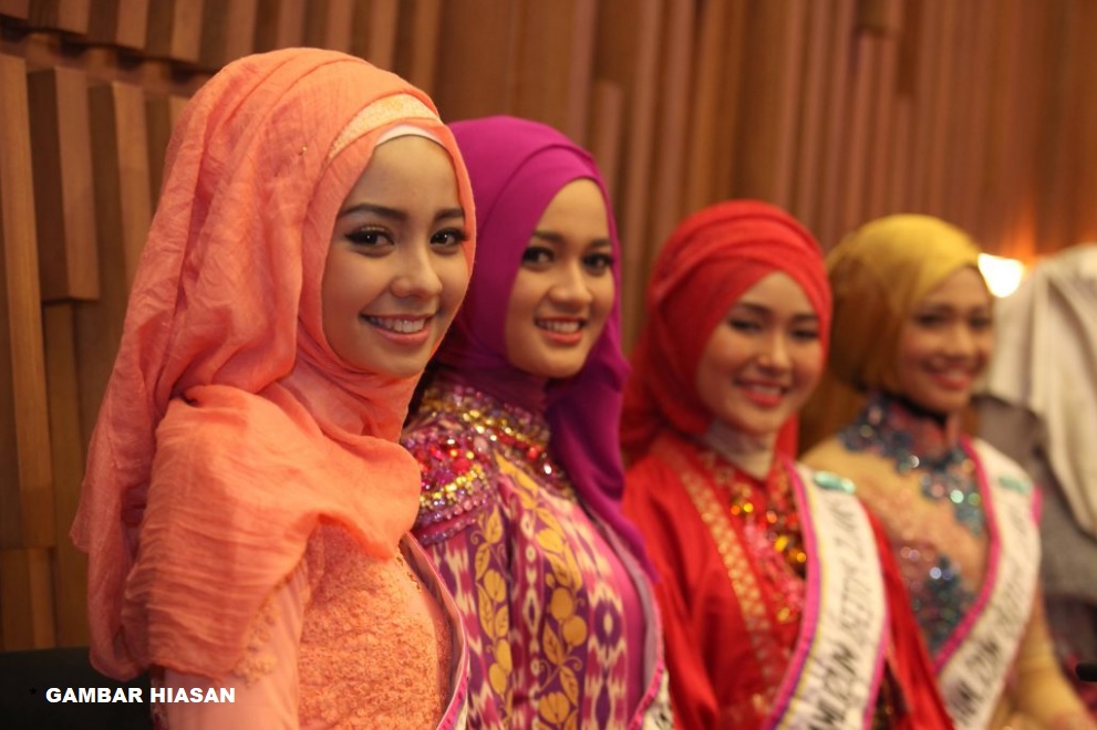 SAJAHEBOH.COM - Inilah 7 Jenis Wanita Di Malaysia, Kaum Lelaki Kena Tahu